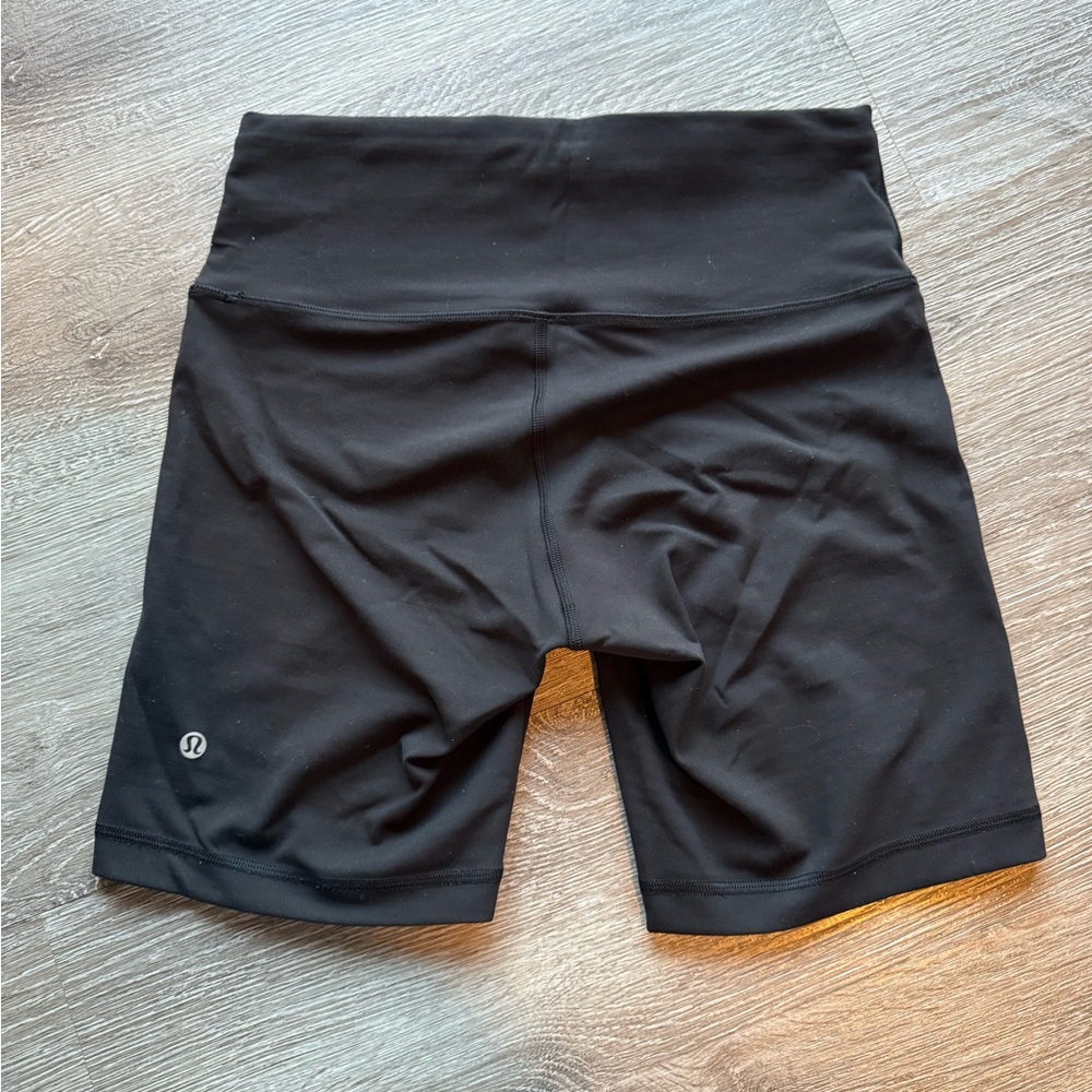 Lululemon wunder train high rise shorts